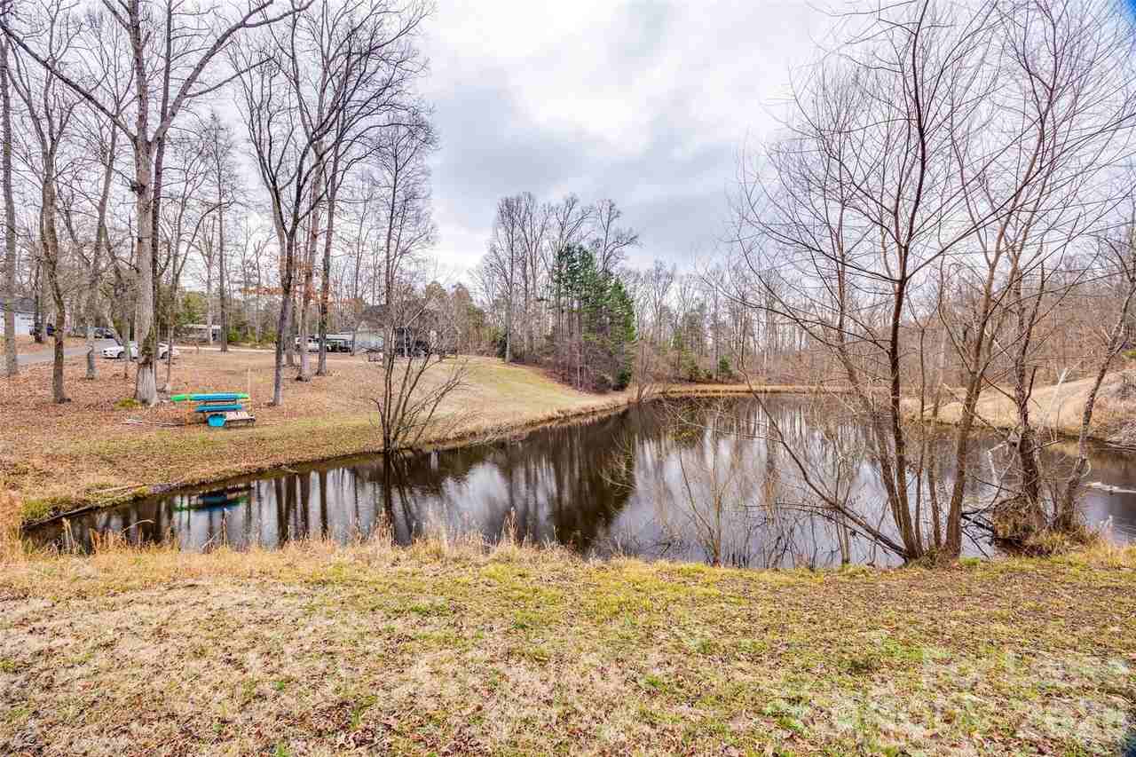 5988 Quarter Mile Rd Apt C - Photo 2 of 25