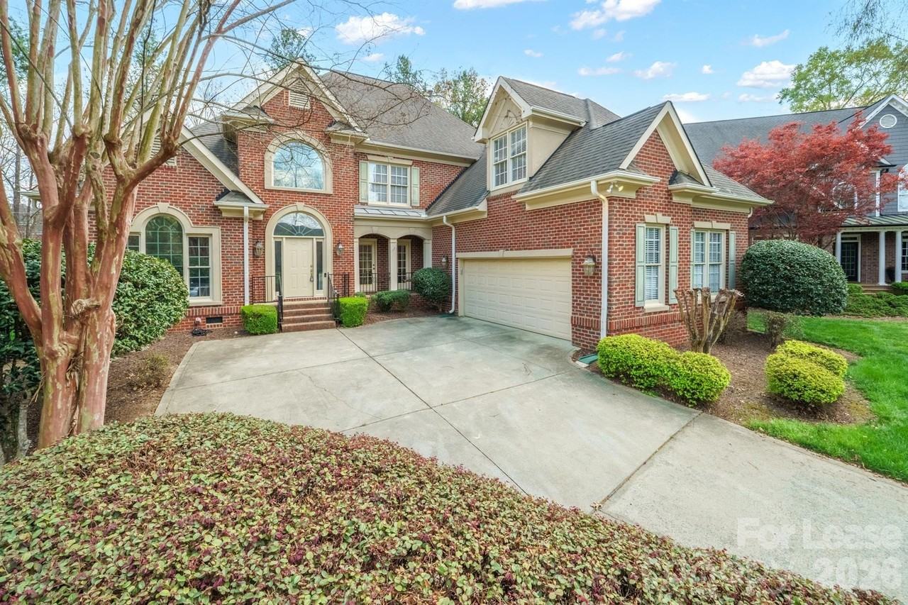 12004 Camargo Ct - Photo 2 of 39