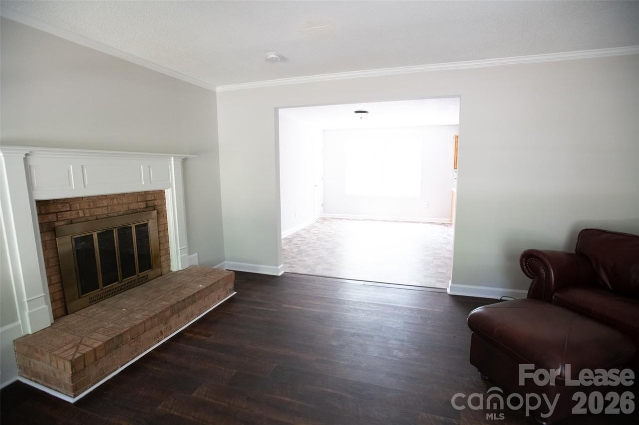 9100 Nash Ave - Photo 7 of 27