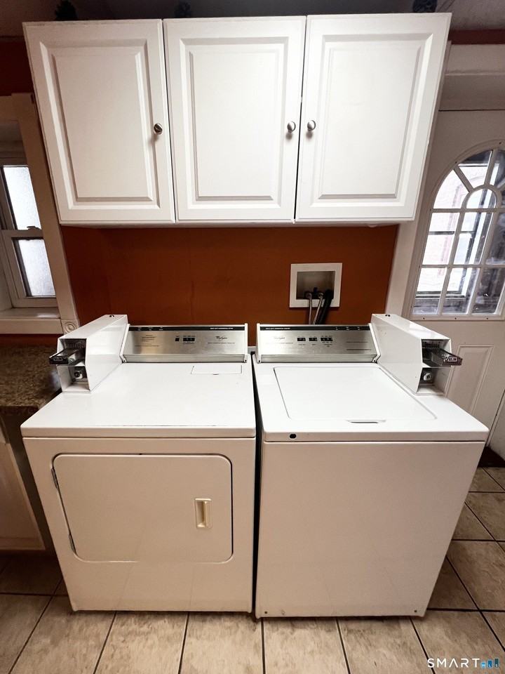 696 Main St - Photo 6 of 6