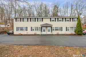 featured image of 9 Maple Ave Unit B