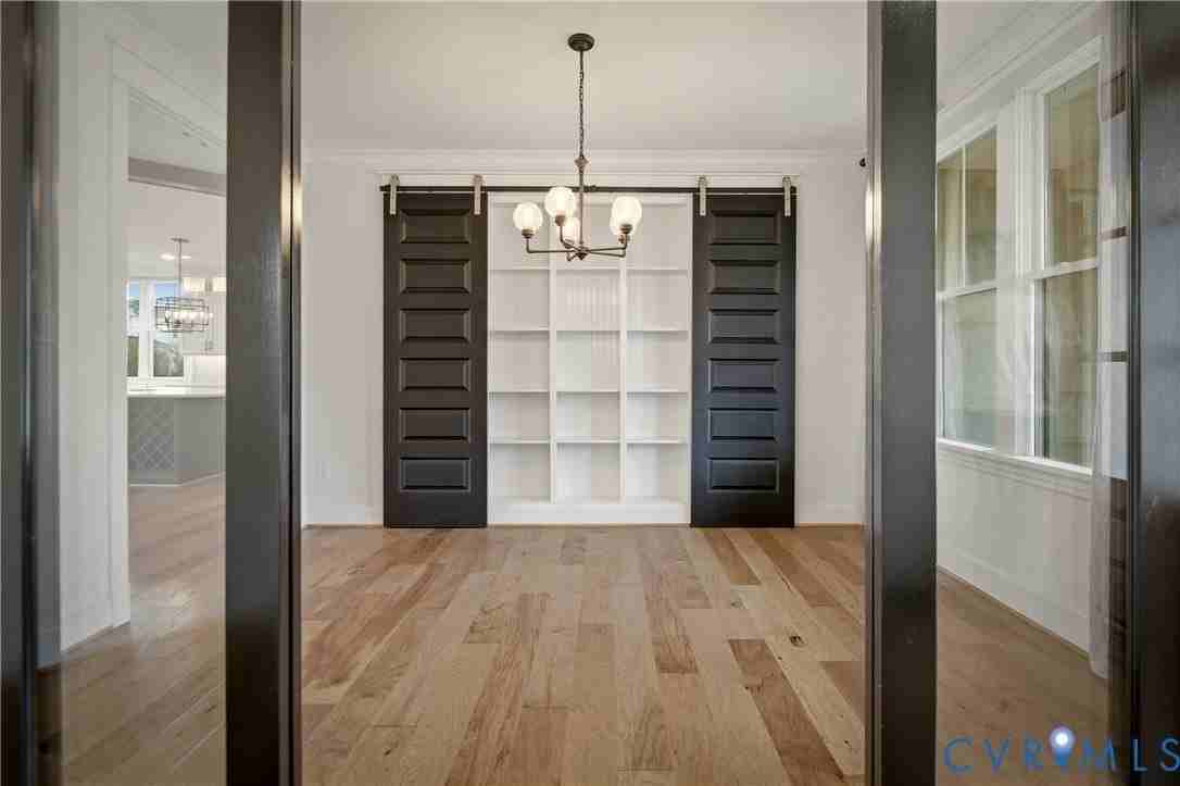 3718 Graythorne Dr - Photo 6 of 50