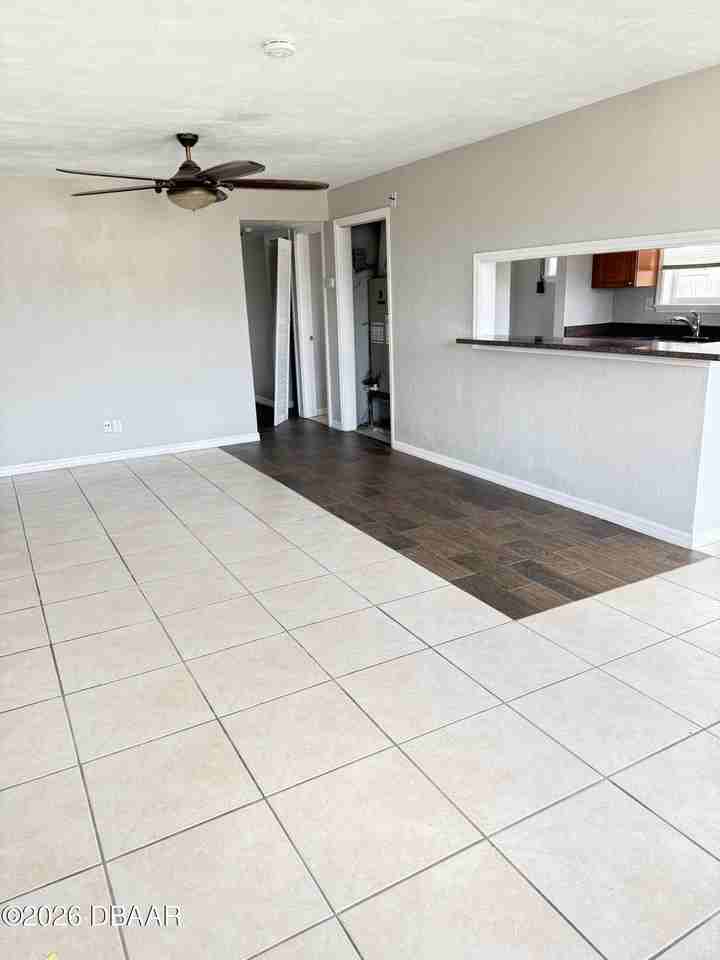 548 S Caroline St - Photo 6 of 15