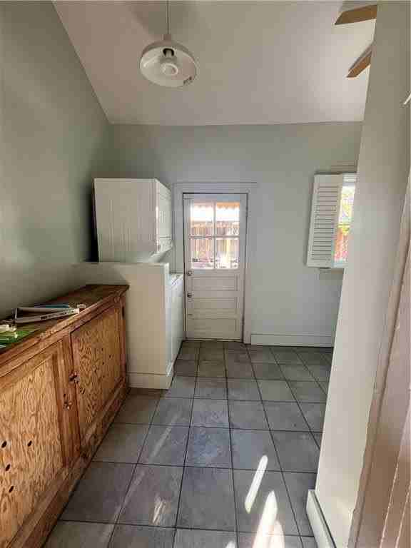 119 Vallette St - Photo 7 of 13