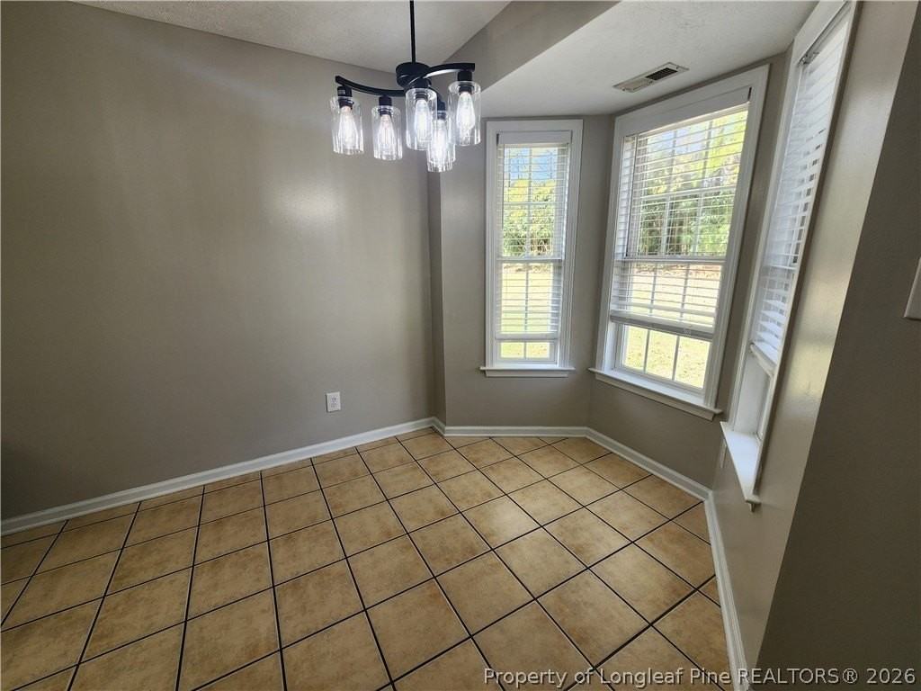 604 Raven Pl - Photo 5 of 12