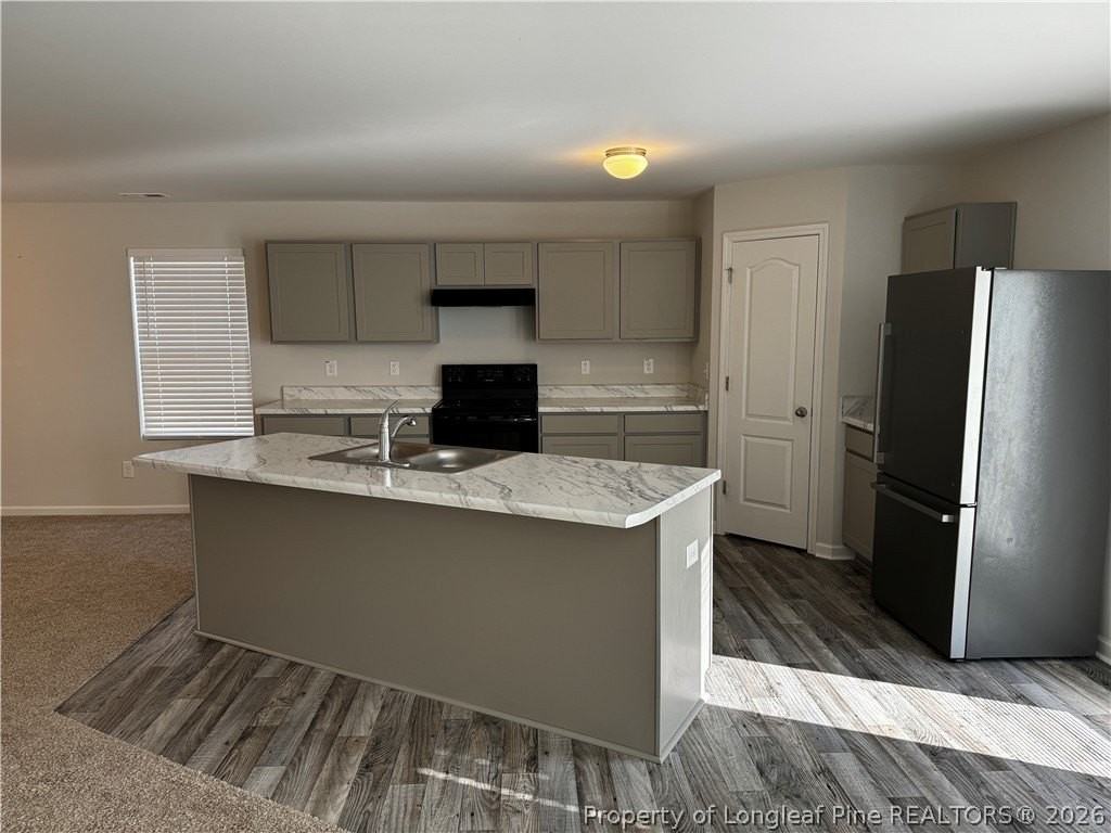 4623 Revelstroke Rd - Photo 7 of 37