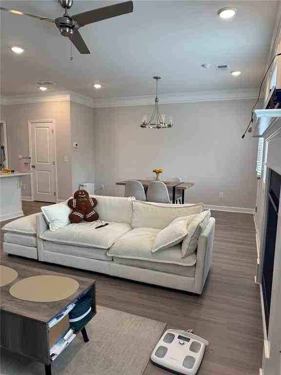 1919 Allagash Ln - Photo 5 of 17