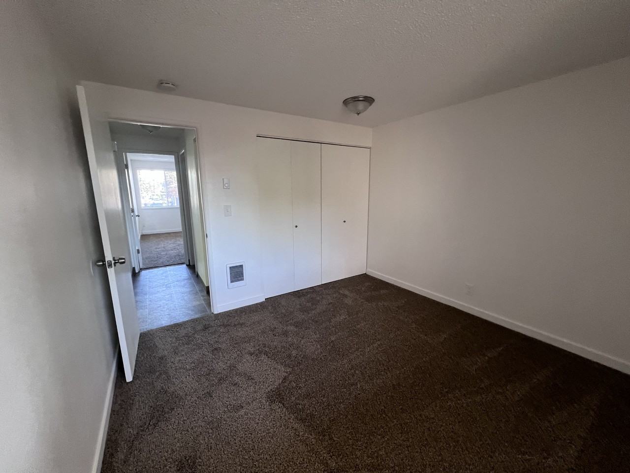 3478 Hadley St Ne #3478 - Photo 2 of 19