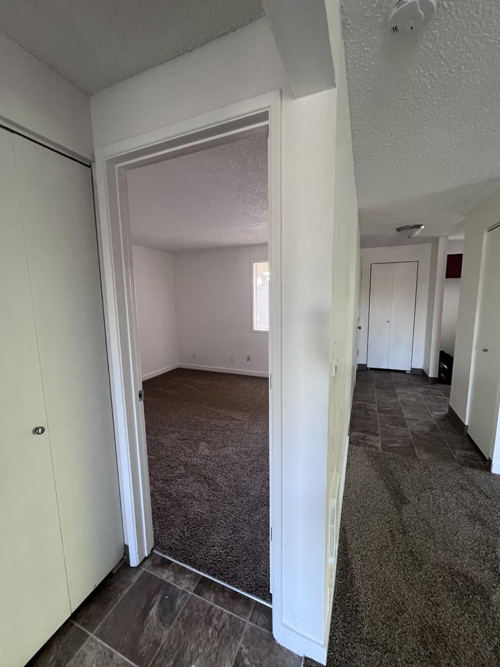 3478 Hadley St Ne #3478 - Photo 7 of 19