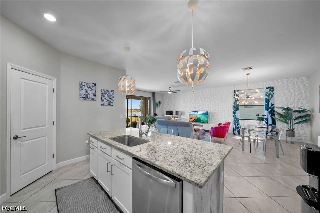 13846 Pine Lodge Ln - Photo 6 of 39