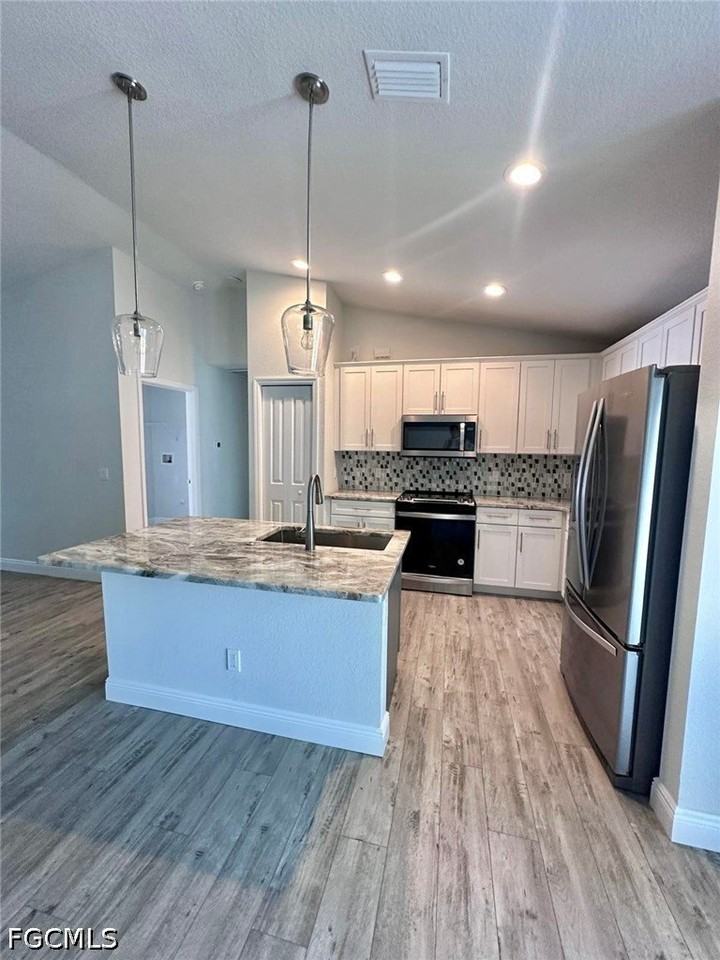 2017 Lovoy Ct - Photo 6 of 20