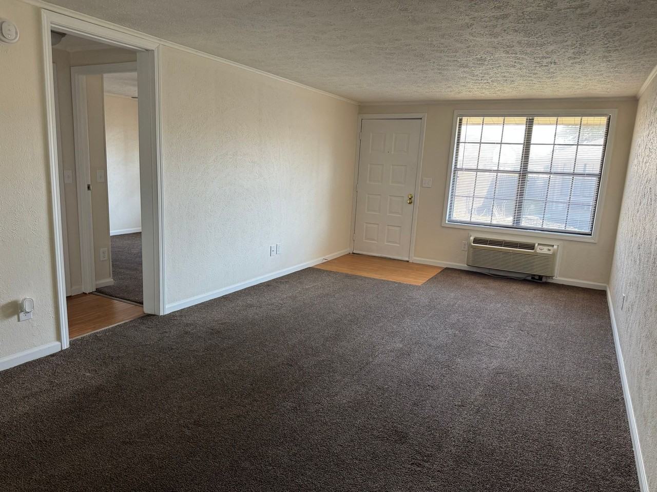 Greenleaf Apartments - Photo 5 of 10