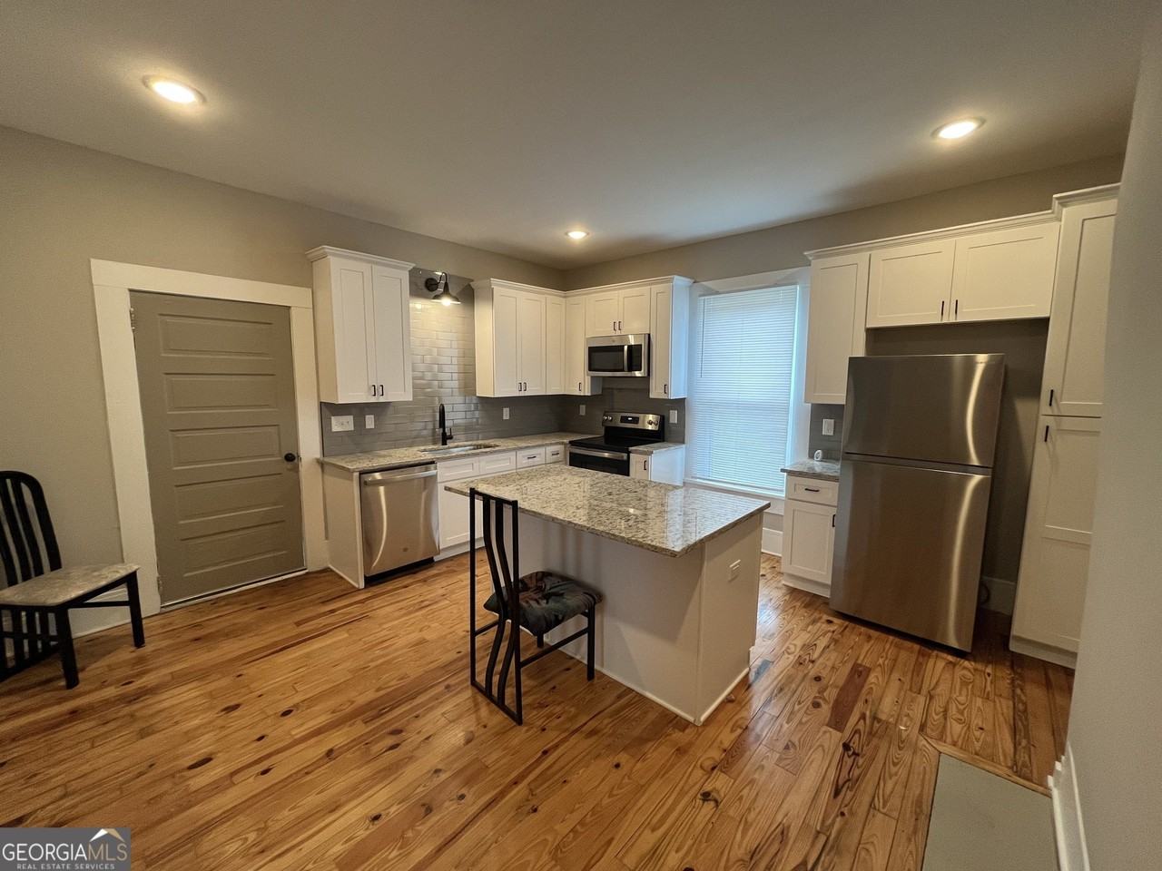 14 Hazel St - Photo 6 of 21