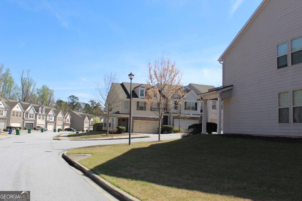 3194 Spicy Cedar Ln - Photo 3 of 7