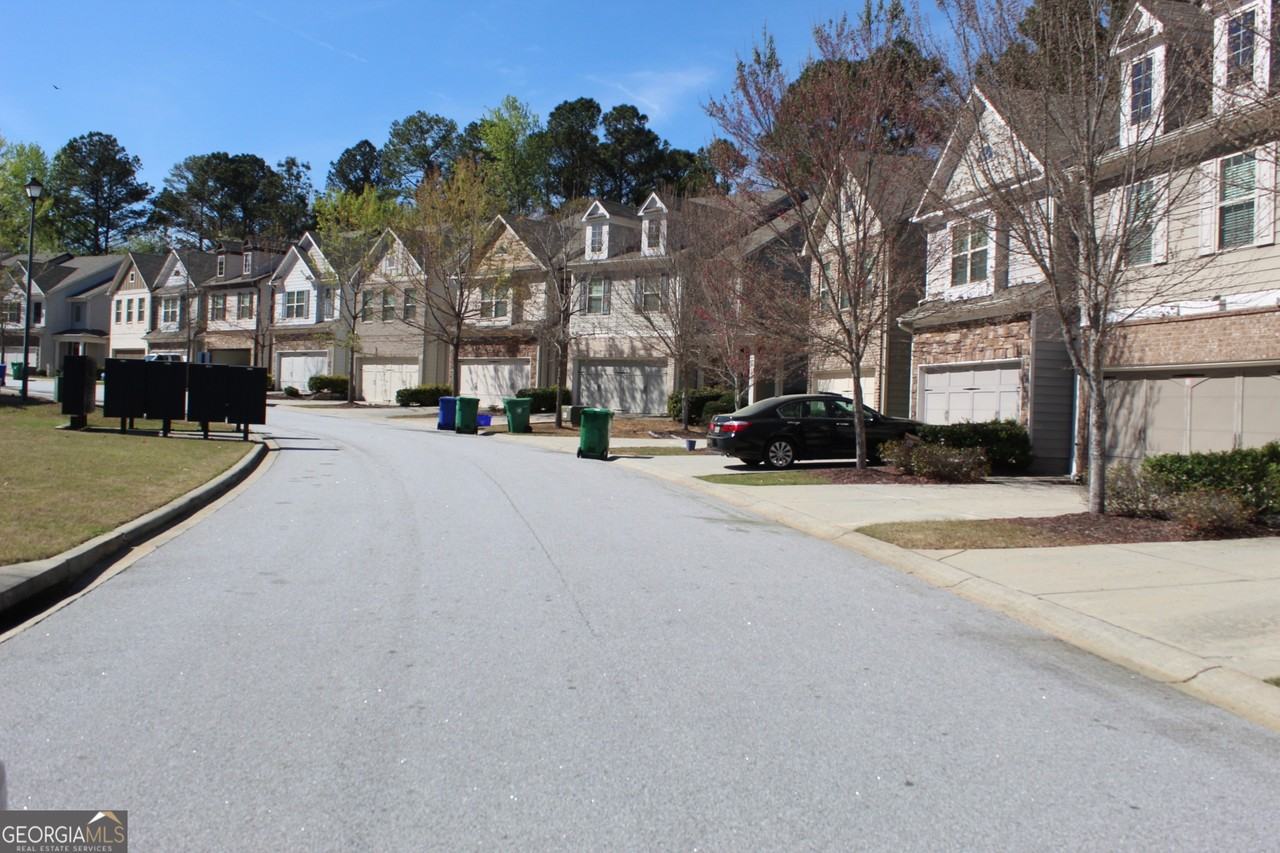 3194 Spicy Cedar Ln - Photo 4 of 7