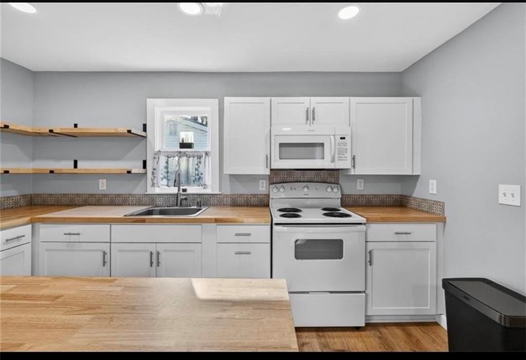 2329 Reynolds St - Photo 3 of 26