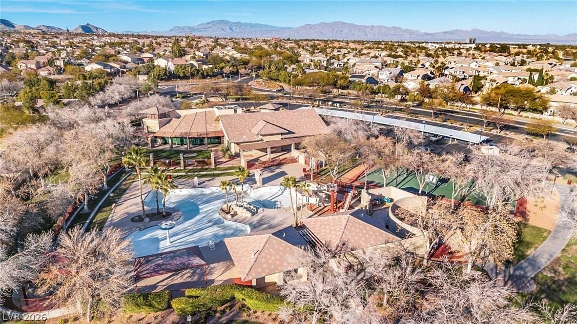 2713 Sweet Willow Ln - Photo 7 of 50