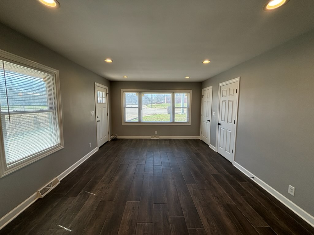 703 N Alpine Rd #1 - Photo 3 of 9