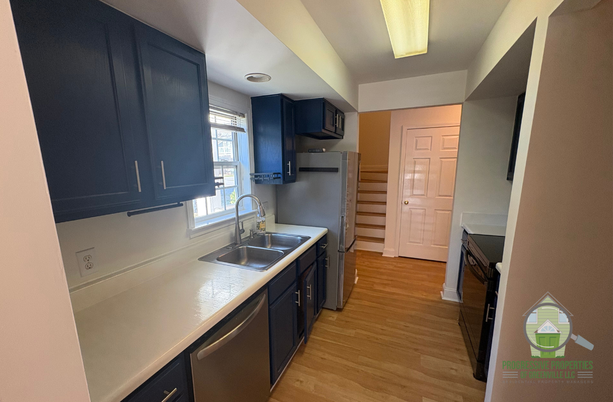 199 Woodlark St #1 - Photo 5 of 18