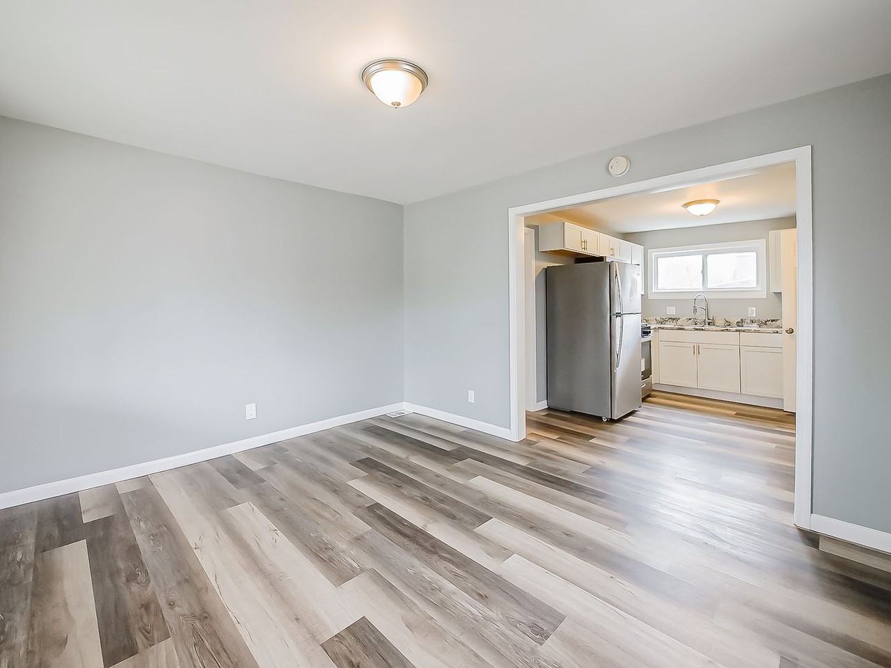 750 Scottwood St - Photo 3 of 31