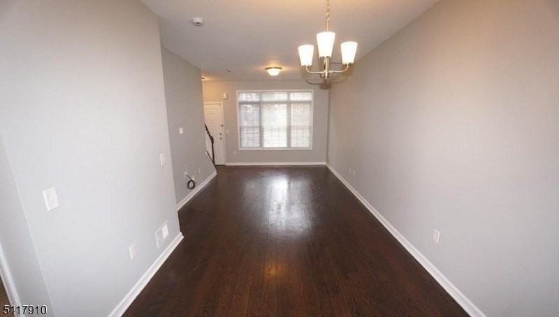 1299 Saint Georges Ave - Photo 4 of 18