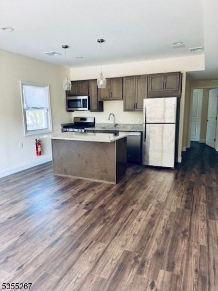 3 Bank St - Photo 2 of 8