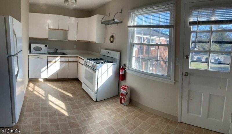 515 Pitney Pl - Photo 6 of 10