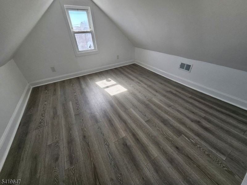 611 New York Ave #2 - Photo 5 of 16