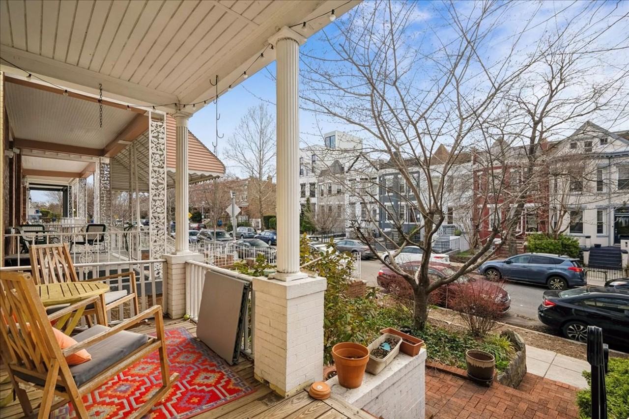 1373 Quincy St Nw - Photo 3 of 18