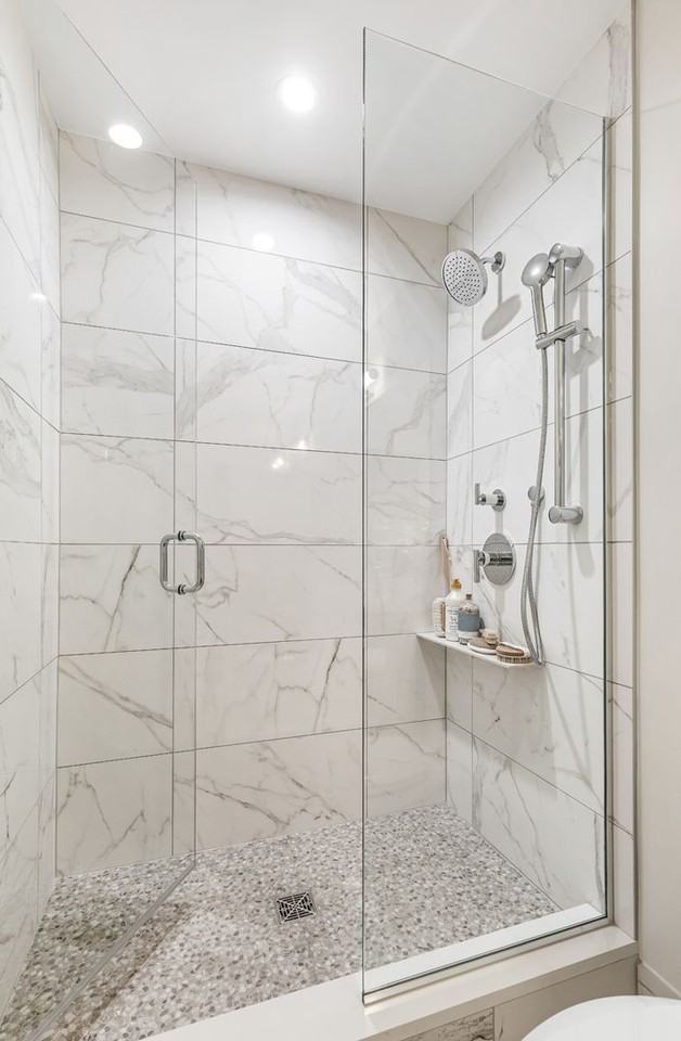 435 Madison Street - Photo 6 of 16