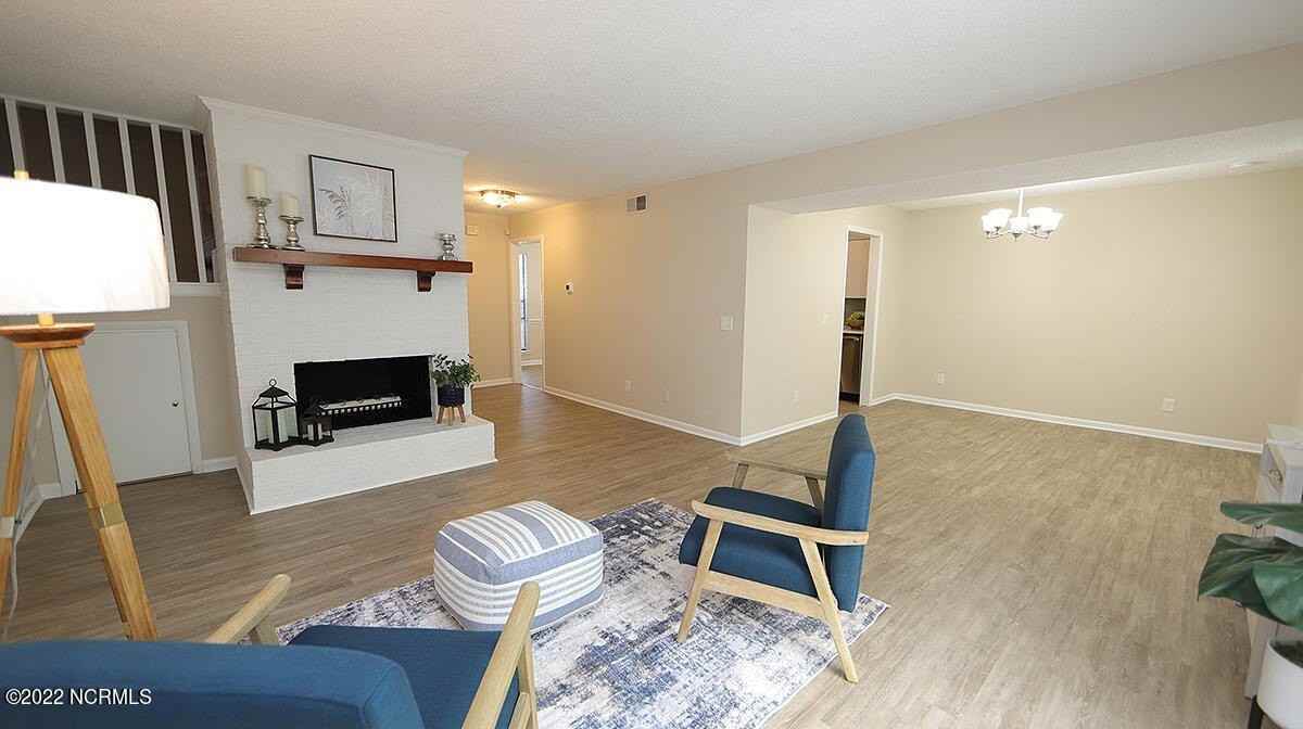 3959 Wendy Ln - Photo 5 of 23