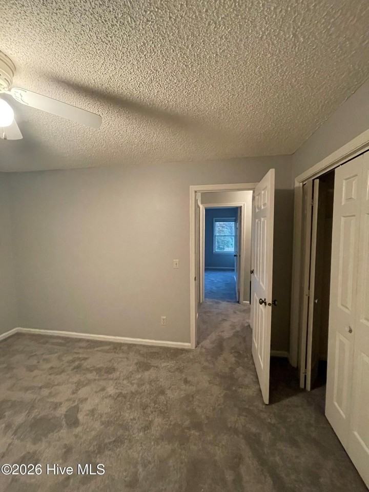 608 W Church St - Photo 3 of 7