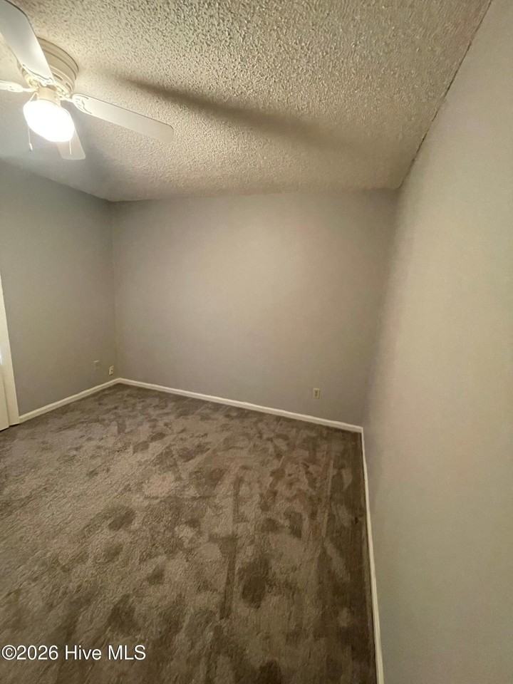 608 W Church St - Photo 4 of 7