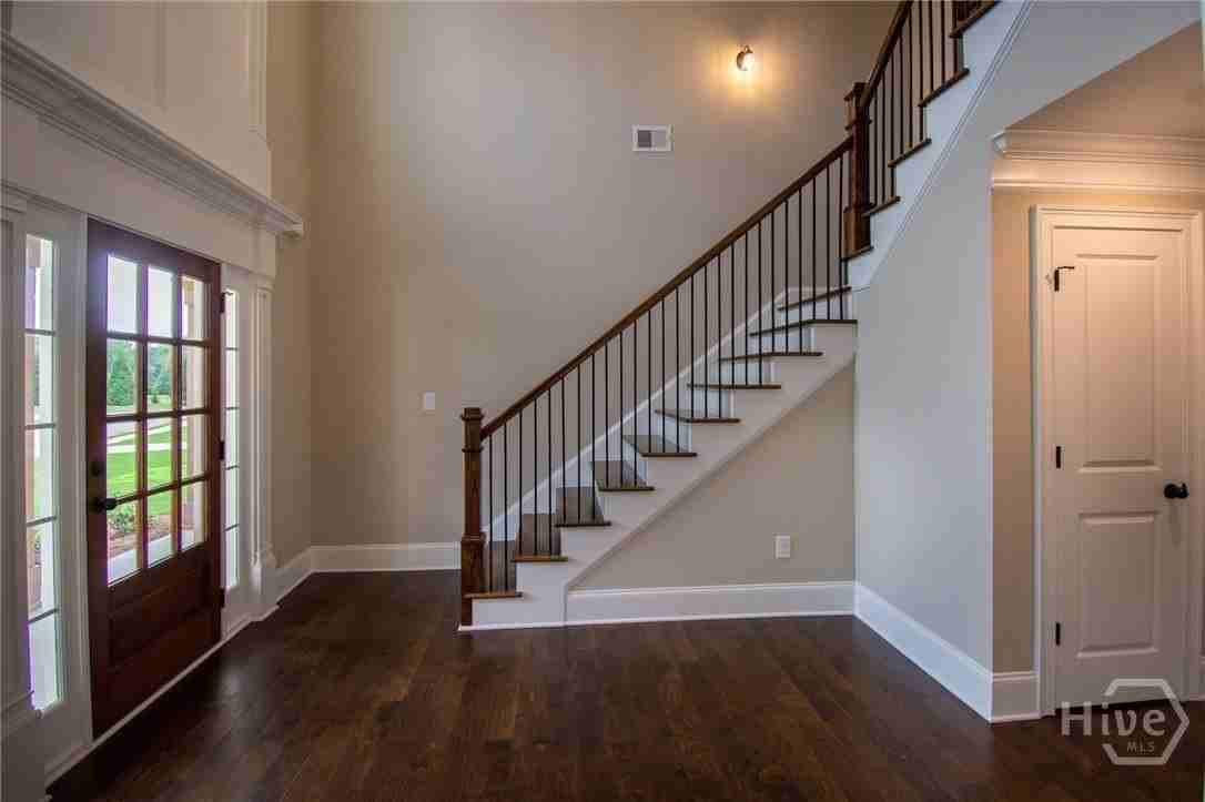 1263 Morningside Dr - Photo 2 of 15