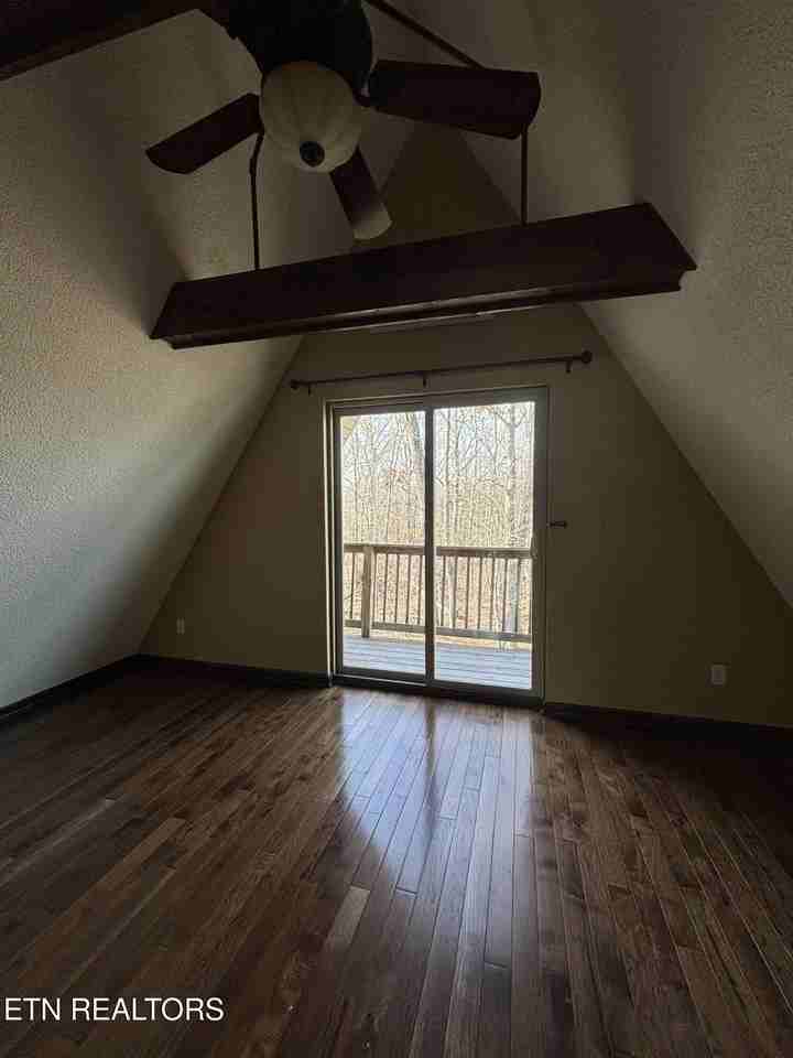 9222 Hondo Dr - Photo 5 of 17