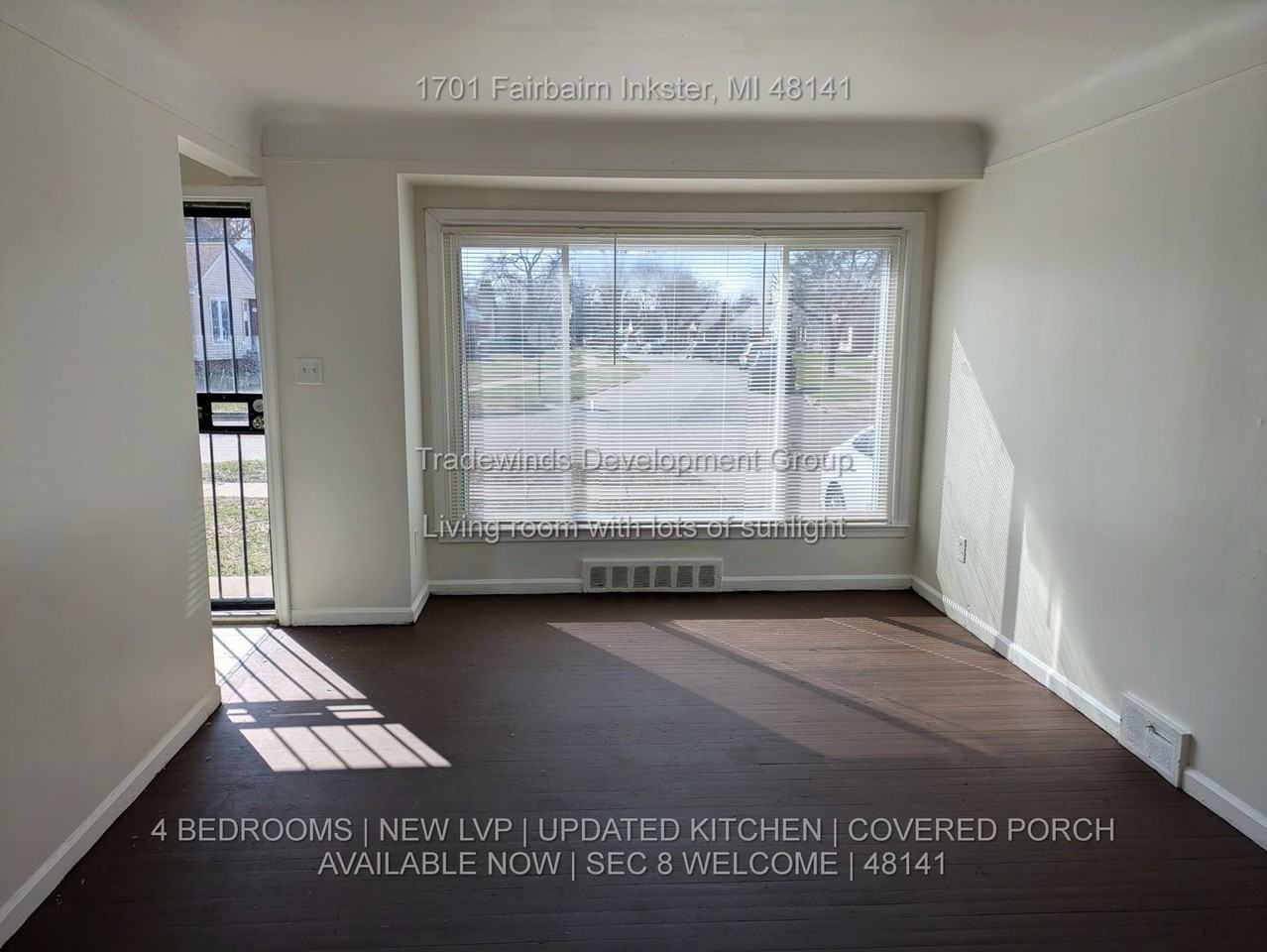 1701 Fairbairn St - Photo 2 of 12
