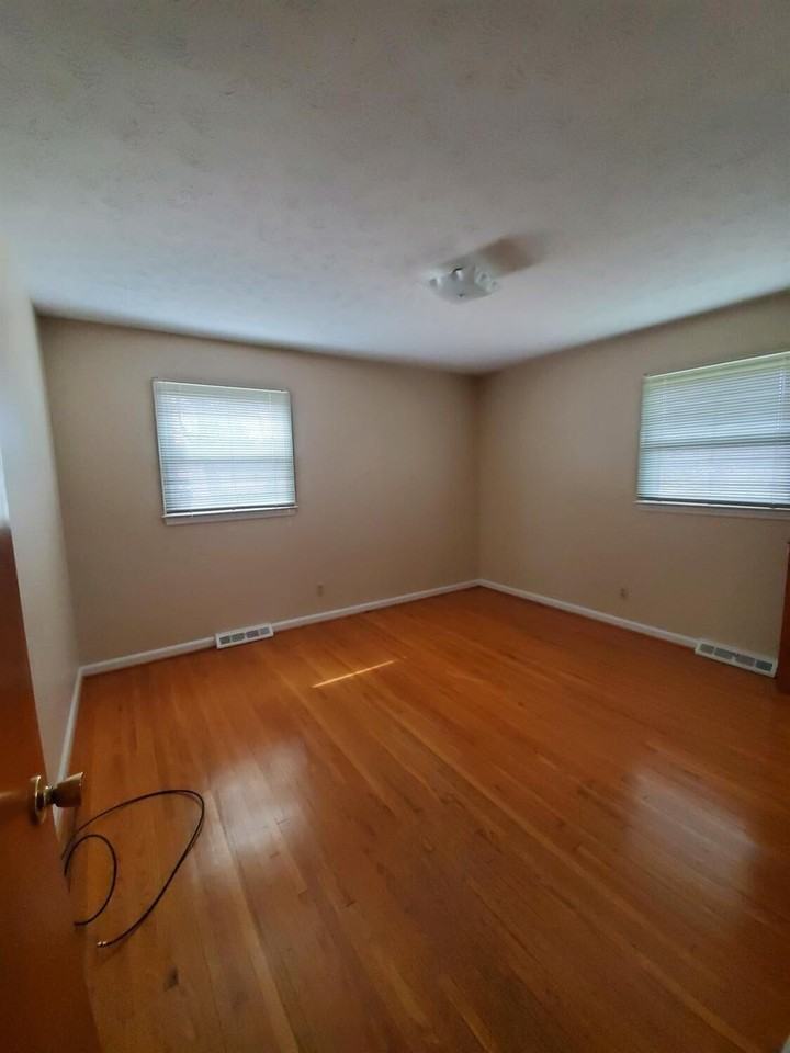 3499 Brunswick Rd - Photo 5 of 16