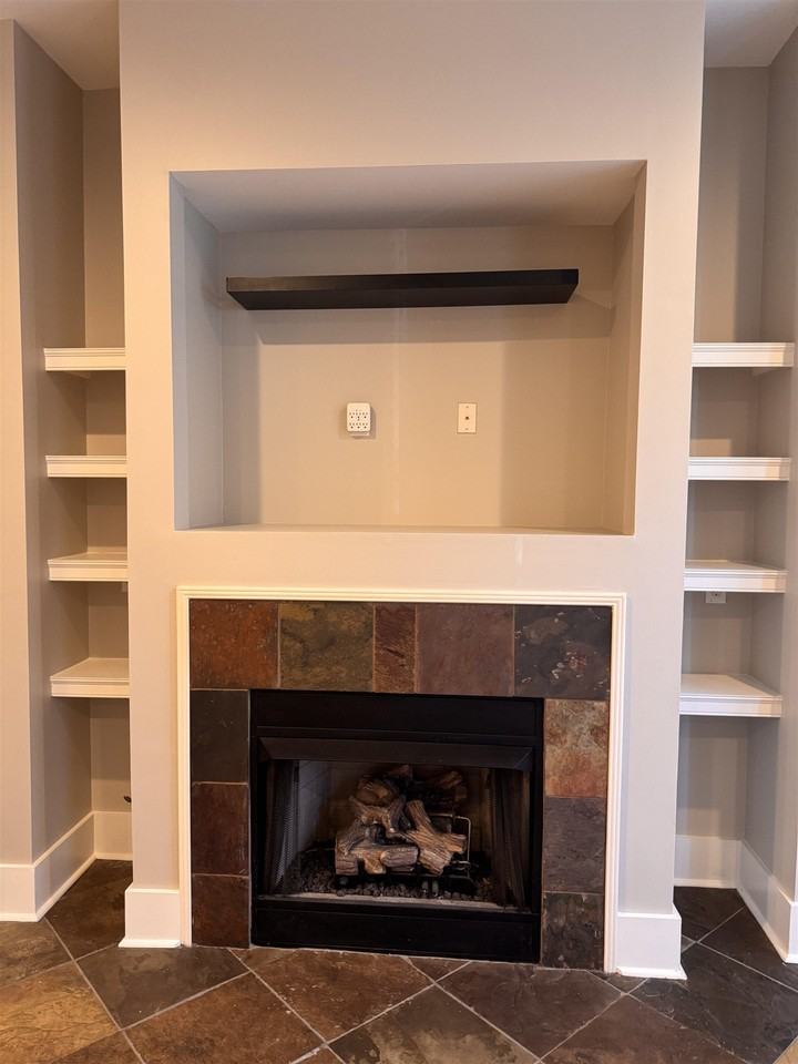 620 Tennessee St - Photo 6 of 37