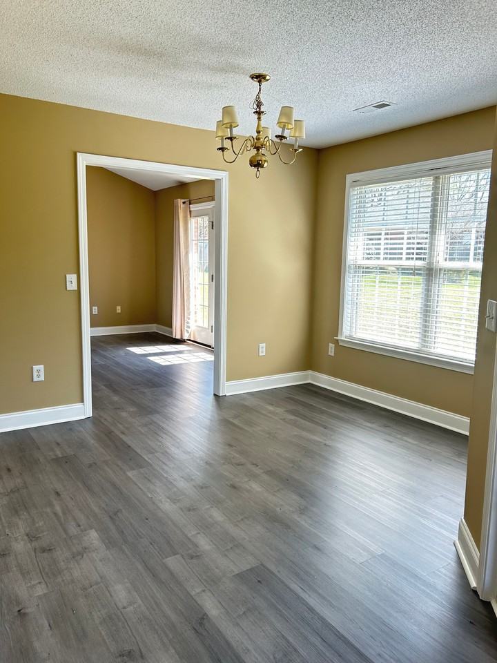 10 Pasture View Ct #1 - Photo 4 of 21