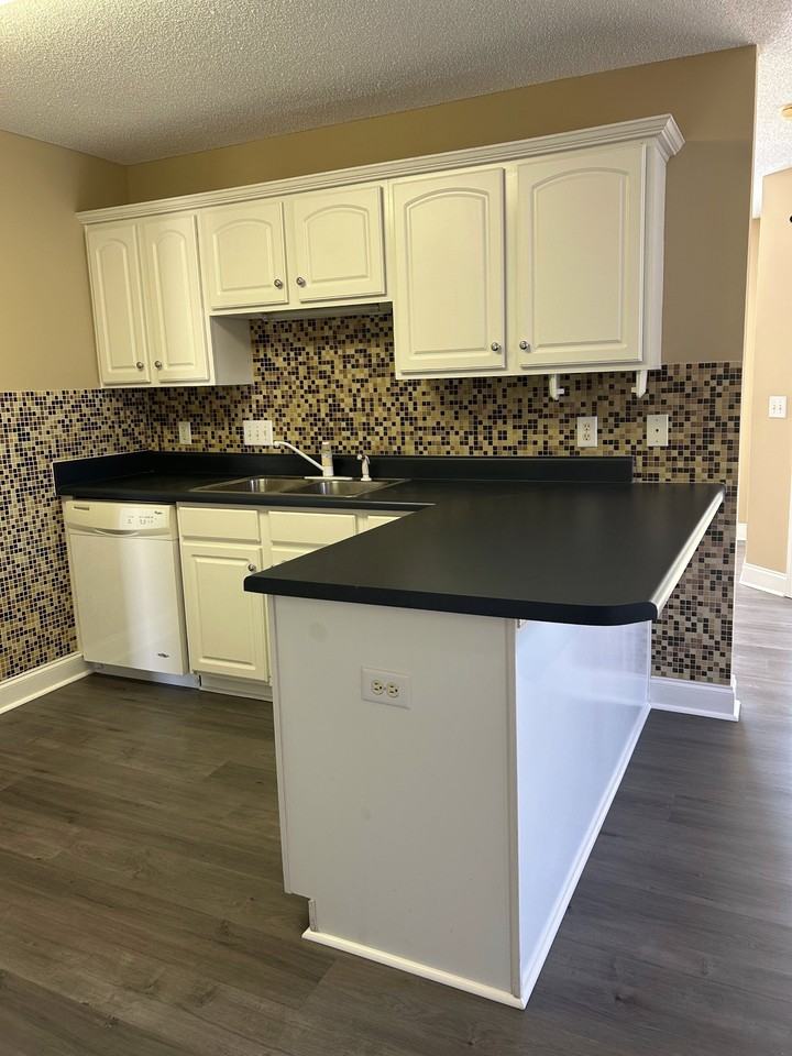 10 Pasture View Ct #1 - Photo 7 of 21