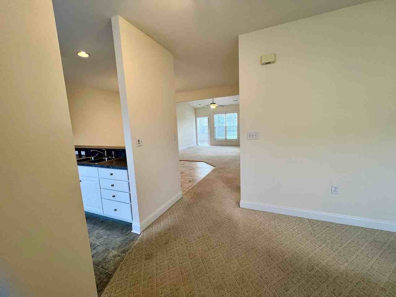 6 Crocetti Ln - Photo 4 of 33