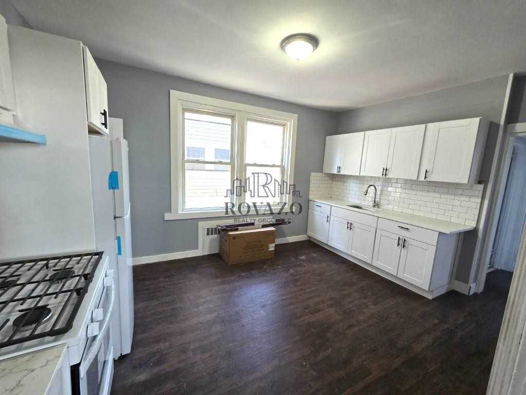 231 Williamson Ave #1 - Photo 2 of 8