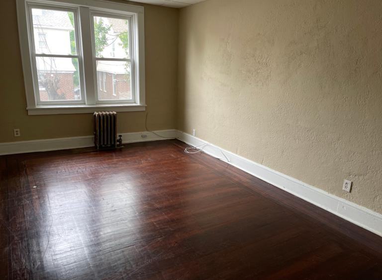 328 N 12th St #10 - Photo 3 of 4