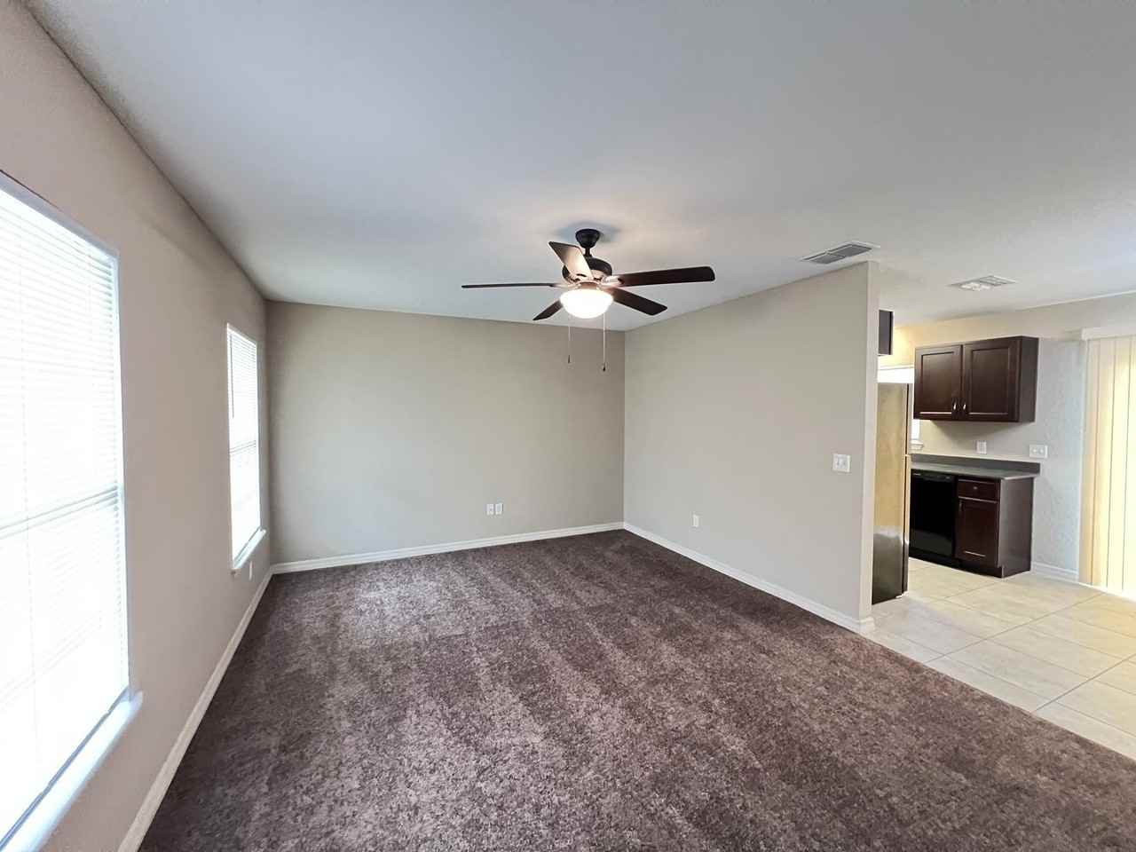 485 Marion Oaks Ln - Photo 5 of 23