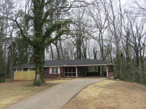 2059 Honeysuckle Ln Sw #B - Photo 2 of 11