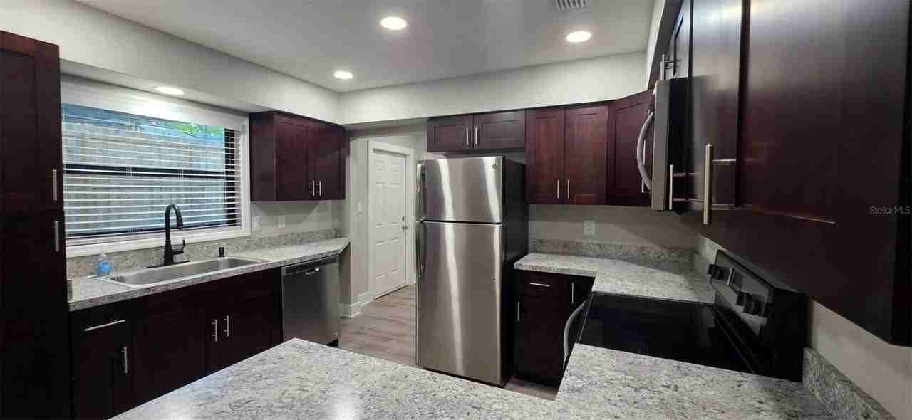 25829 Westmoreland St - Photo 2 of 12