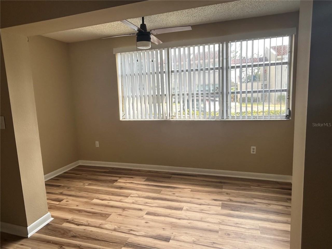 1103 Cypress Gardens Blvd #C106 - Photo 6 of 11