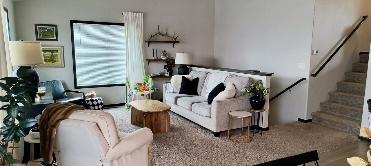 2719 Westwood St W - Photo 4 of 8