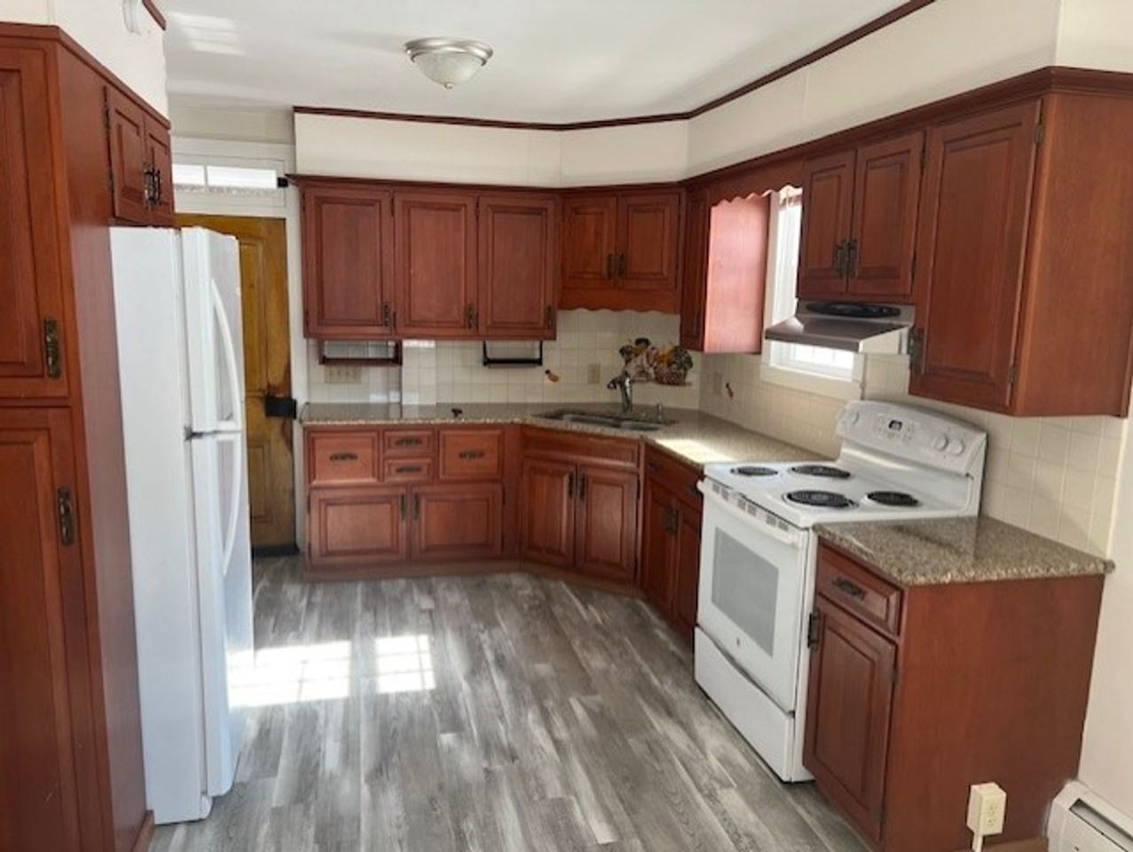 208 Bell Rd - Photo 2 of 38