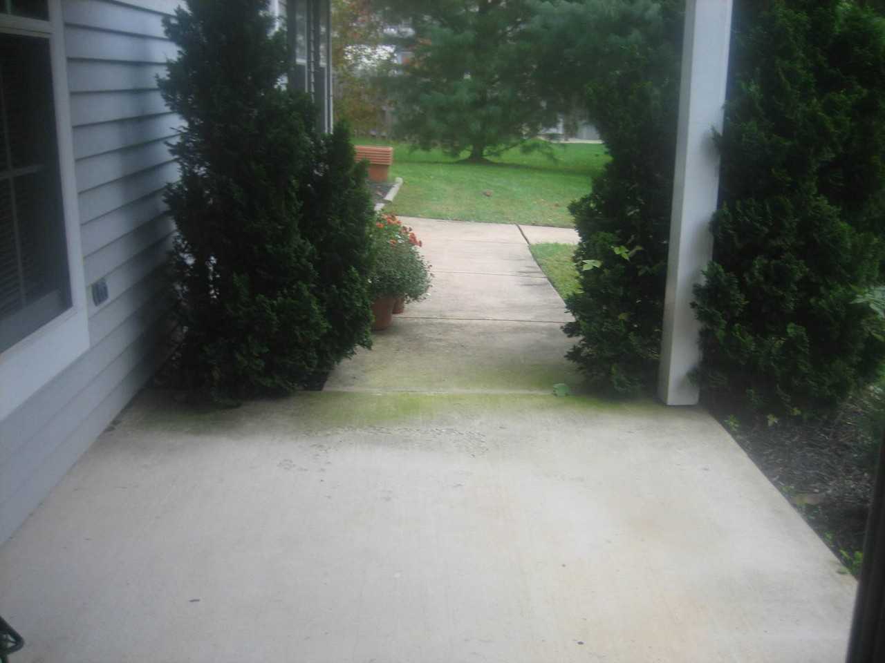 1002B Jessicas Ct - Photo 2 of 20